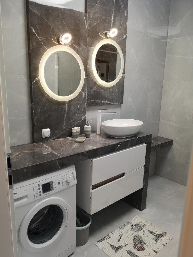 Apartament Z Tarasem I Ogrodem Blisko Centrum Gdańsk Exteriör bild