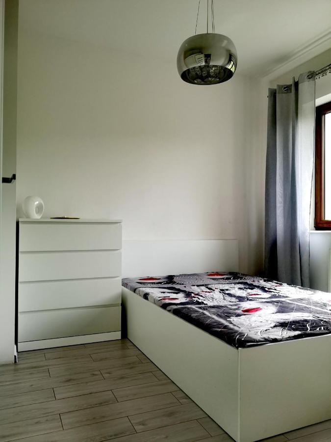 Apartament Z Tarasem I Ogrodem Blisko Centrum Gdańsk Exteriör bild